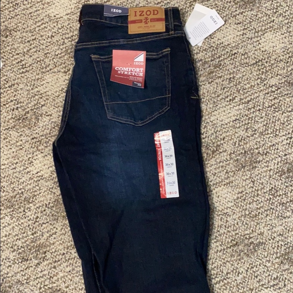 Men’s brand new Izod jeans
